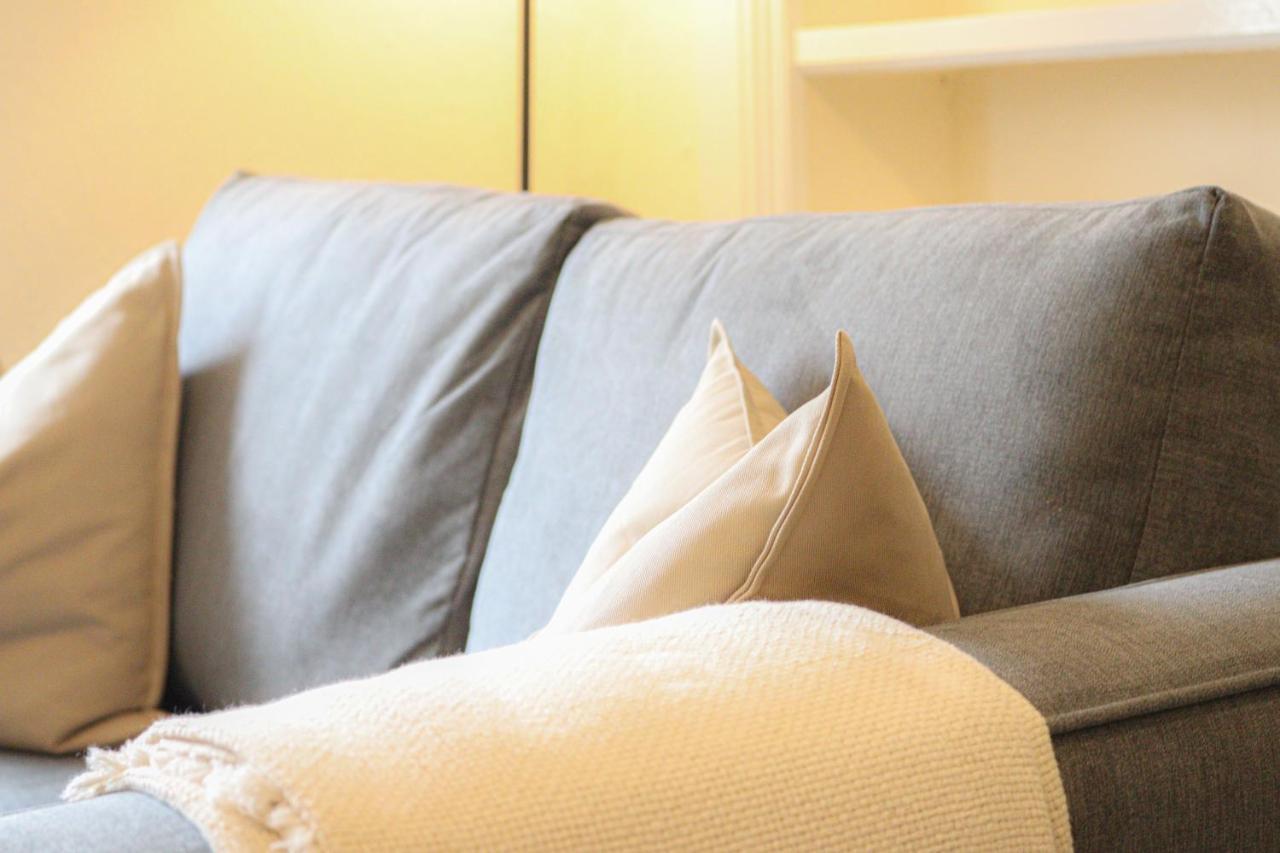Cosy Ardrossan Apartment Eksteriør bilde